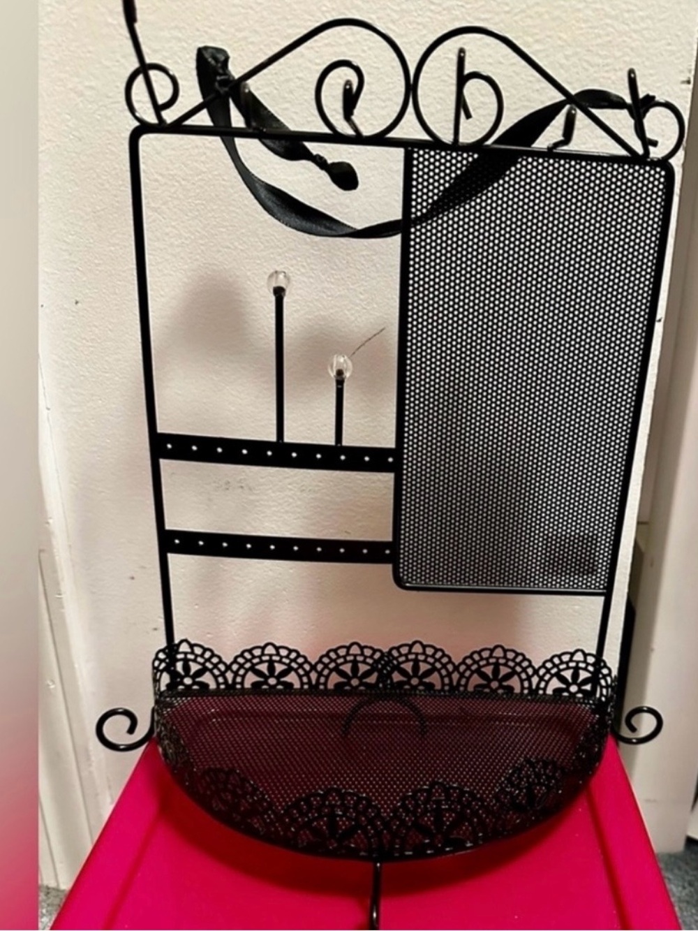 Claire's Black Metal Decorative Jewelry Organizer Stand